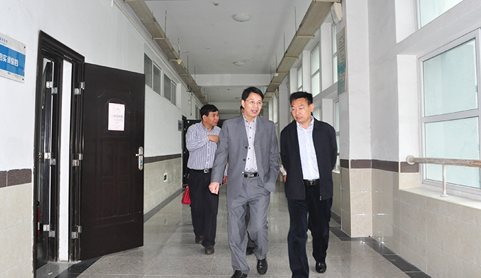 DSC_0383.JPG DSC_0383.JPG