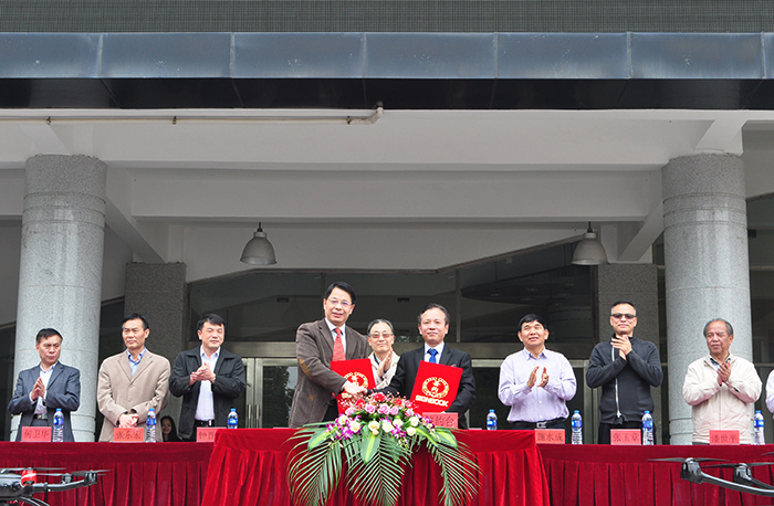 DSC_0466.JPG DSC_0466.JPG